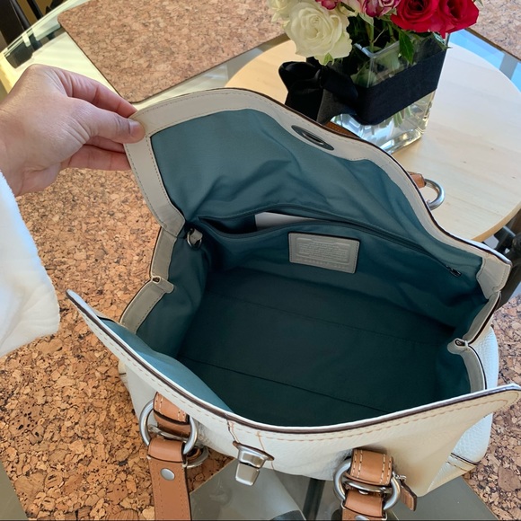 COACH leather handbag - Picture 4 of 6